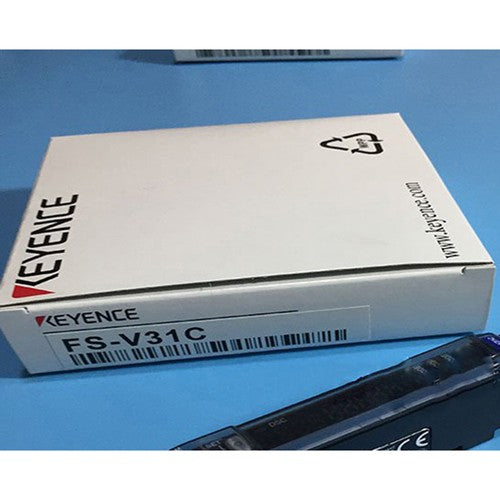 one  KEYENCE FS-V31C Fiber amplifier sensor Fast Shipping