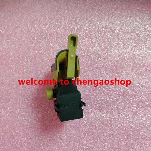 1pc  Trigger Switch,yellow  DGQ-1110B 5E4 10A 125VAC