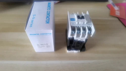 1PC Contactor AC220V    S-N10 SN10