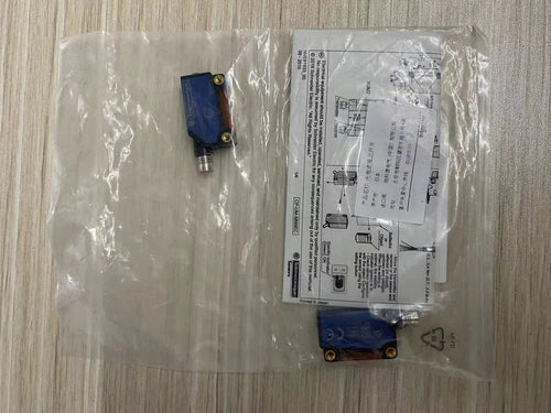 1pc  XUM2APSBM8（XUMAKSBM8TXUM2APSBM8R) sensor
