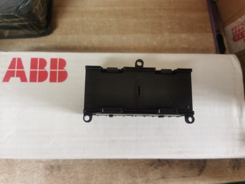 1PCS  ABB VB7-30-01 VB73001 Contactor 24 VAC