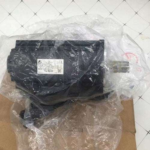 One  Servo Motor For FUJI GYS751D5-RC2-B Free Shipping