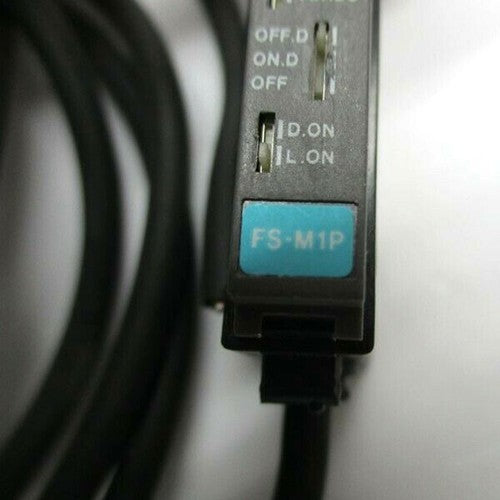 KEYENCE FS-M1P Fiber Sensor  #