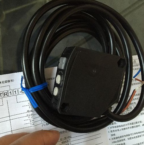 OMRON  E3JK-RN11-C E3JKRN11C Photoelectric Switch 2m In Box Free Shipping