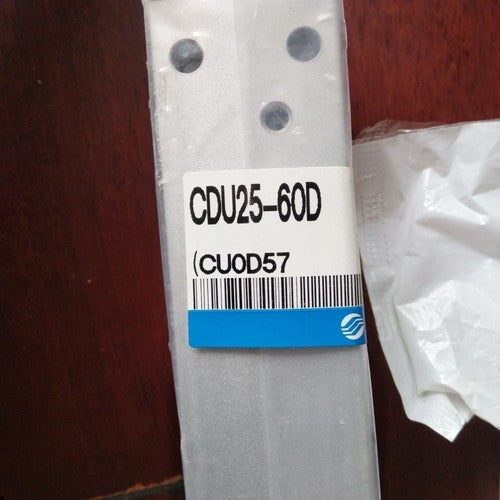 One  SMC Free installation of cylinder CDU25-60D Free shipping