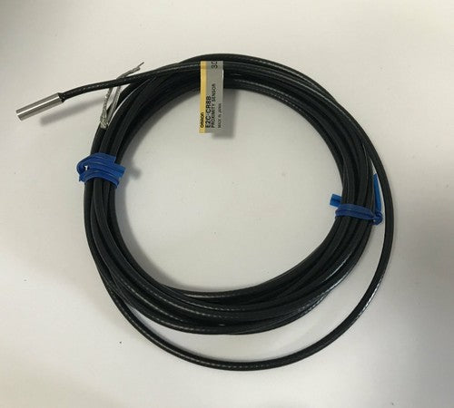 OMRON  E2C-CR8B E2CCR8B Proximity Switch In Box Free Shipping