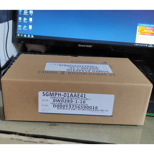 1ps  yaskawa AC SGMPH-01AAE41 Servo Motor in box Fast Delivery