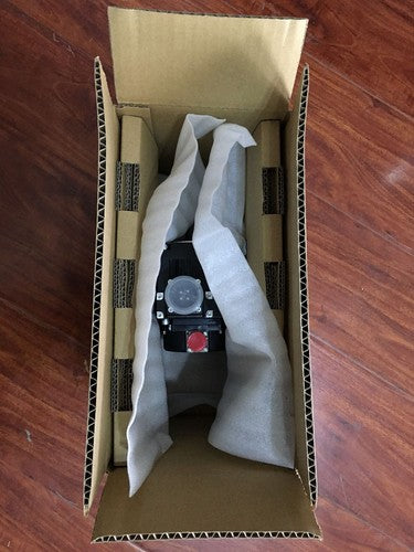 ONE  Mitsubishi in box HG-SR52J servo motor HGSR52J 1 year warranty