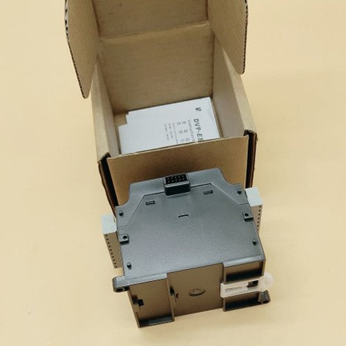 1PC  DELTA DVP16XP211R ES2/EX2 Series Digital Module FAST SHIP
