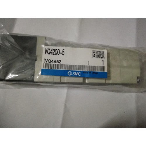 one  SMC VQ4200-5 Solenoid Valve VQ4200-5 Free shipping