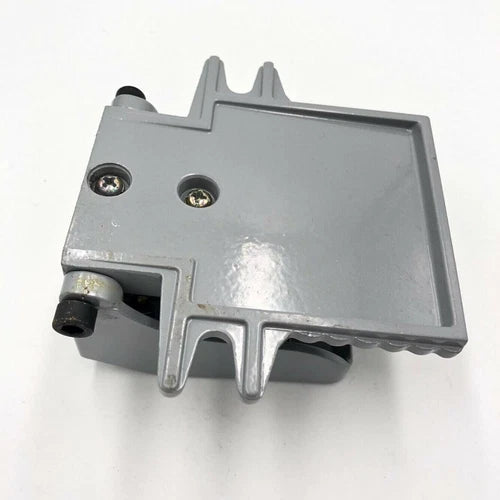 Air Pneumatic Foot Press Control Pedal Valve Switch 1/4" 2 Way 2 Position FV-02