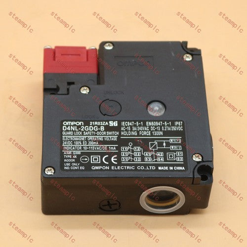 ONE OMRON  safety door switch D4NL-2GDG-B D4NL-2GDG-B One year warranty