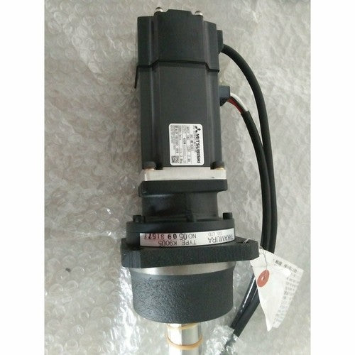 ONE  Mitsubishi In Box AC Servo Motor HC-MF43G1 1 year warranty