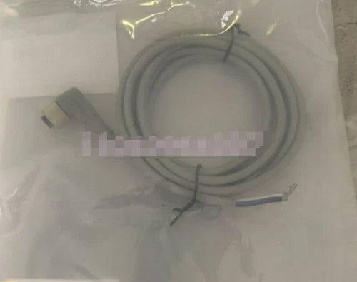1PCS  XS2F-D422-DC0-F   plug wire
