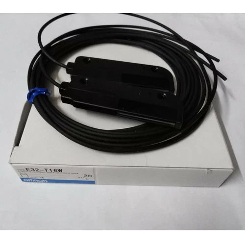 E32-T16W 1PC  Omron E32-T16W E32T16W Fiber Optic Sensor In Box