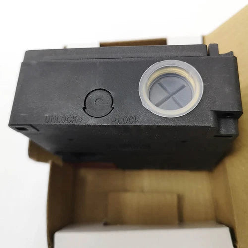 One OMRON D4NL-1DFA-BS-F2 Safety Door Switch D4NL1DFABSF2 Fast Shipping #P