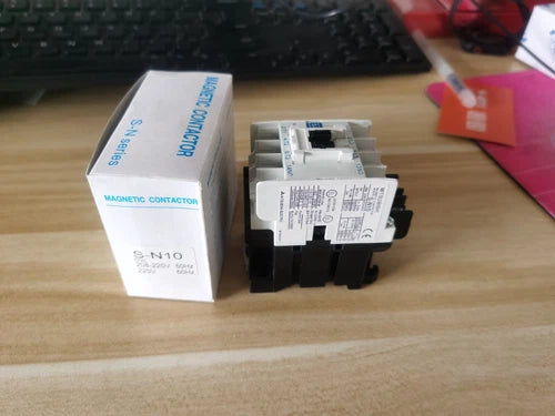 1PC Contactor AC220V    S-N10 SN10