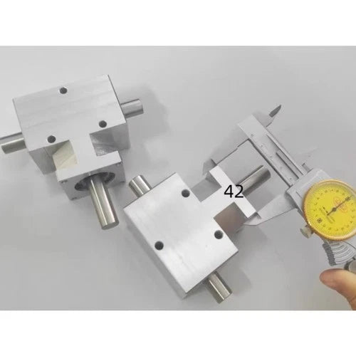 1PC 1:1 90° Commutator Right Angle Transmission Reversing Helical Bevel Gearbox