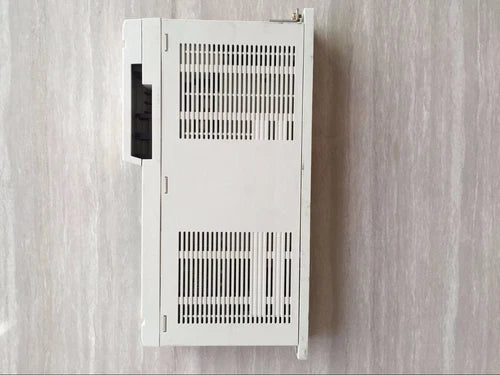 1PC  Mitsubishi MDS-C1-V2-0505 Serve Drive In Box Sealed