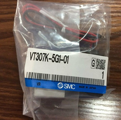 one  SMC solenoid valve VT307K-5G1-01 Free shipping