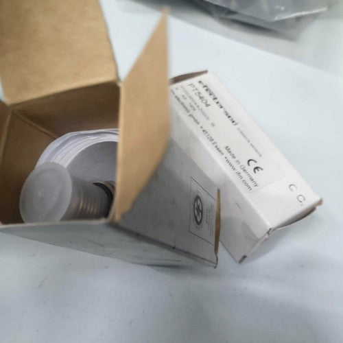 For IFM PT5404  pressure sensor Free Shipping