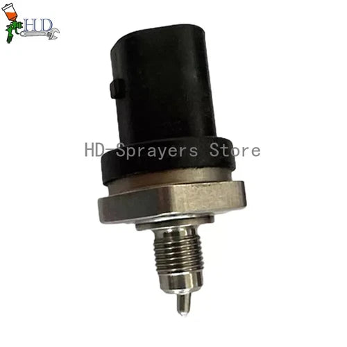 1PCS For Range Rover Evoquew   XF 0261545063 C2Z21970  Fuel Pressure Sensor