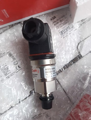 1pcs Danfoss MBS3050 060G1154 Pressure Sensor Transmitter 400bar