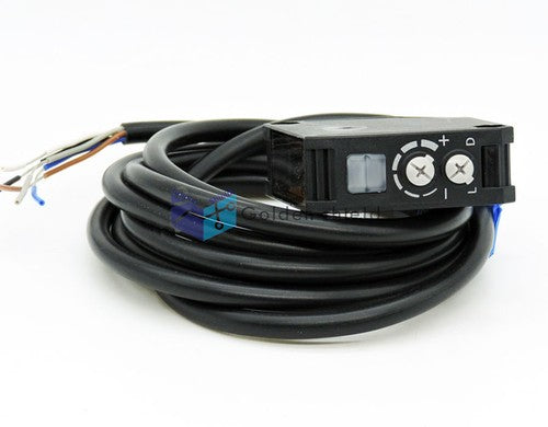 Omron E3JK-DR12-C E3JKDR12C Photoelectric Switch 24-240VAC/DC