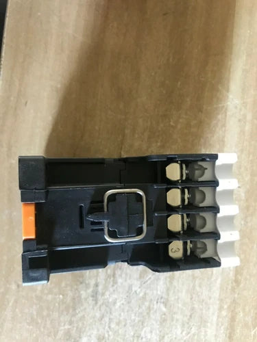 1PC  Contactor  CU-16 CU 16 110VAC