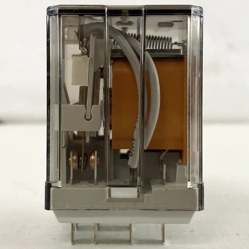 1PC Bulletin 700 Relay SER E 15A 120VAC   700-HB33A1