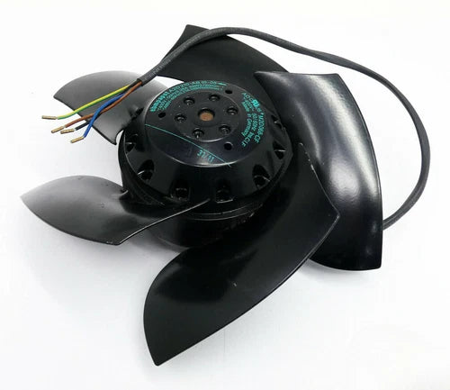 1pcs   400V 50/60HZ  M2D068-CF M2D068CF