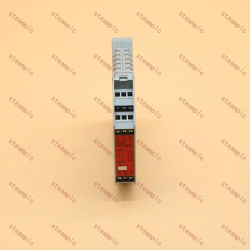OMRON  G9SB-200-B G9SB-200-B Safety Relays spot stock