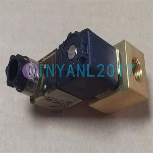 1PCS PU220AR-02 DC24V SHAKO solenoid valve