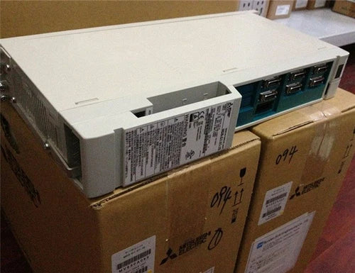 1PC Mitsubishi MDS-C1-V1-10 Servo Drive MDSC1V110  Sealed