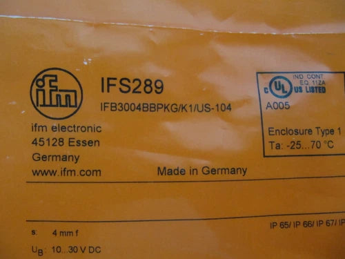 1PC  IFM IFS289 Proximity Switch Sensor IFS289 Free Shipping