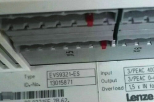 1/Piece  EVS9321-ES EVS9321ES Lenze Servo Controller Inverter