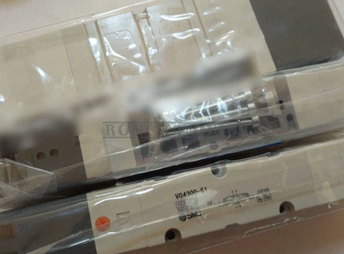 1PC  VQ4300-51  solenoid valve