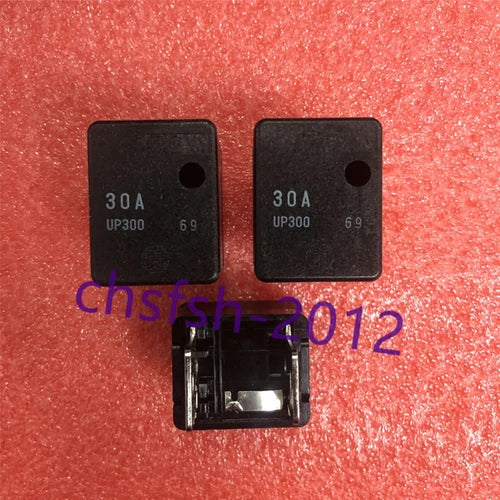 1 pcs  UP300 30A  fuse