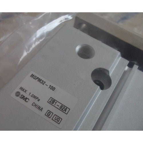 ONE  SMC MGPM32-100 MGPM32-100 Thin cylinder Free shipping