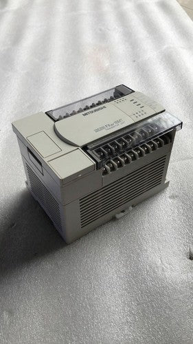 Mitsubishi in box FX2N-16MT-001 Programmable Controller