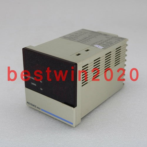 1pc  keyence Multifunction digital controller RV2-52 Free shipping