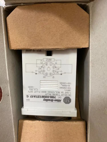 1PC  700HRM12TA17 SerC Timing Relay  700-HRM12TA17