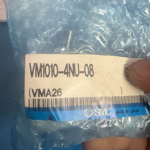 one  smc Mechanical valve VM1010-4NU-08 Free shipping