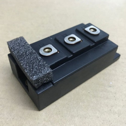 One  IGBT MODULE For FUJI 2MBI150U4B120 2MBI150U4B-120 Free Shipping