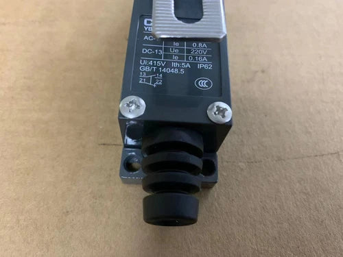 Travel switch YBLX-ME/8108 Limit switch free shipping