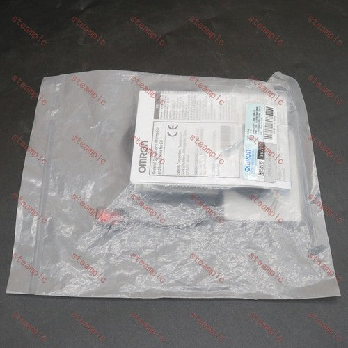 OMRON  E3T-FL13 Diffuse Photoelectric Sensor 2M One year warranty