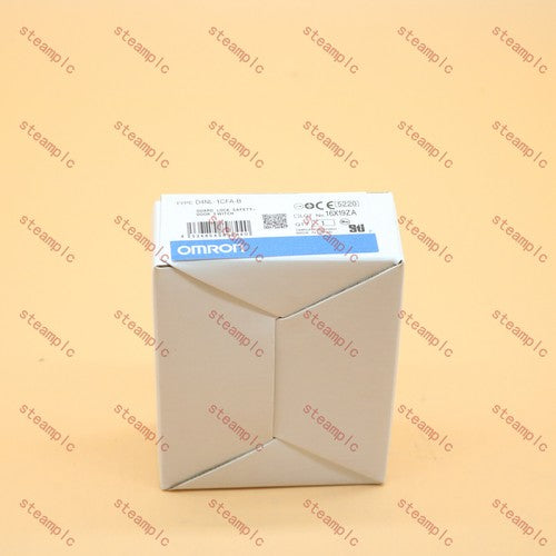 1PC  OMRON  safety switch D4NL-1CFA-B spot stock