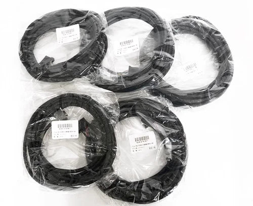 stock Yaskawa cable JZSP-CVS05-A3-E  #P