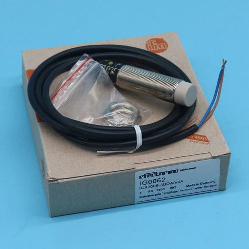 1PC For    Sensor In Box   IG0062