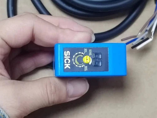1PC   Photoelectric switch   WTB250-2R1541